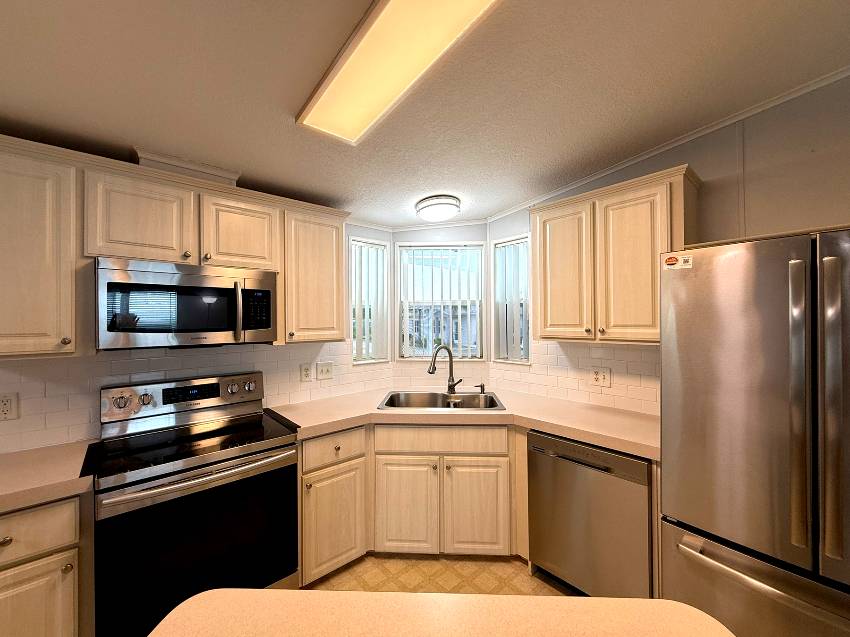 30 Imperial Ave a Ellenton, FL Mobile or Manufactured Home for Sale